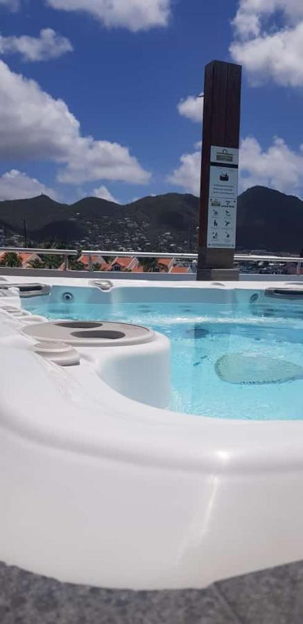 Commodore Suites Simpson Bay Exterior foto